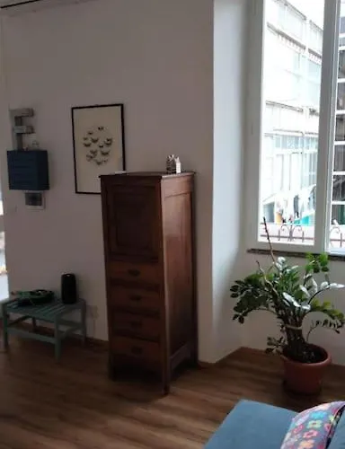 Pane E Tulipani, Cozy Near Center شقة